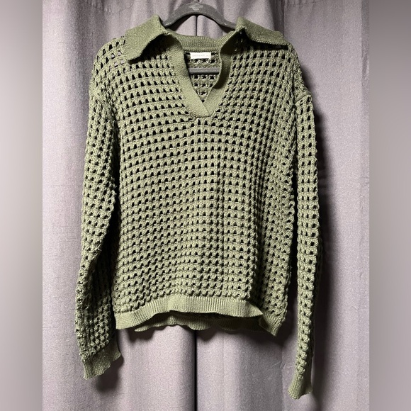 andthewhy Sweaters - ANDTHEWHY brand waffle knit like hole sweater with collar